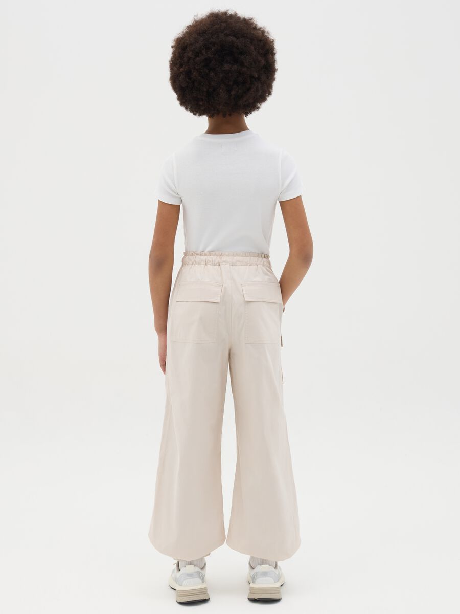 Girls’ trousers in 100% beige cotton with regular fit_3