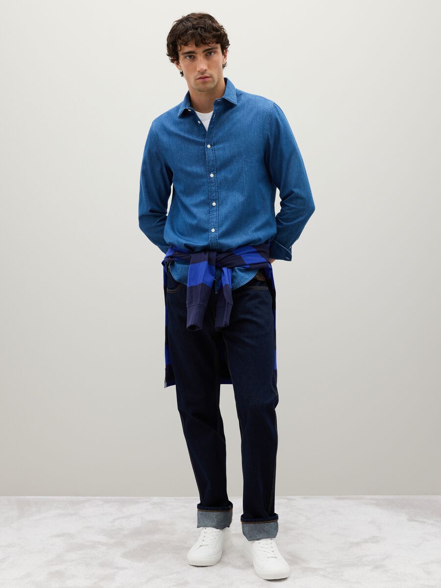 Regular-fit shirt in denim_1