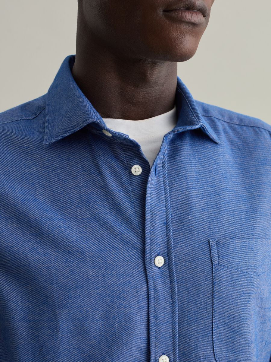 Cotton twill shirt with pocket_2
