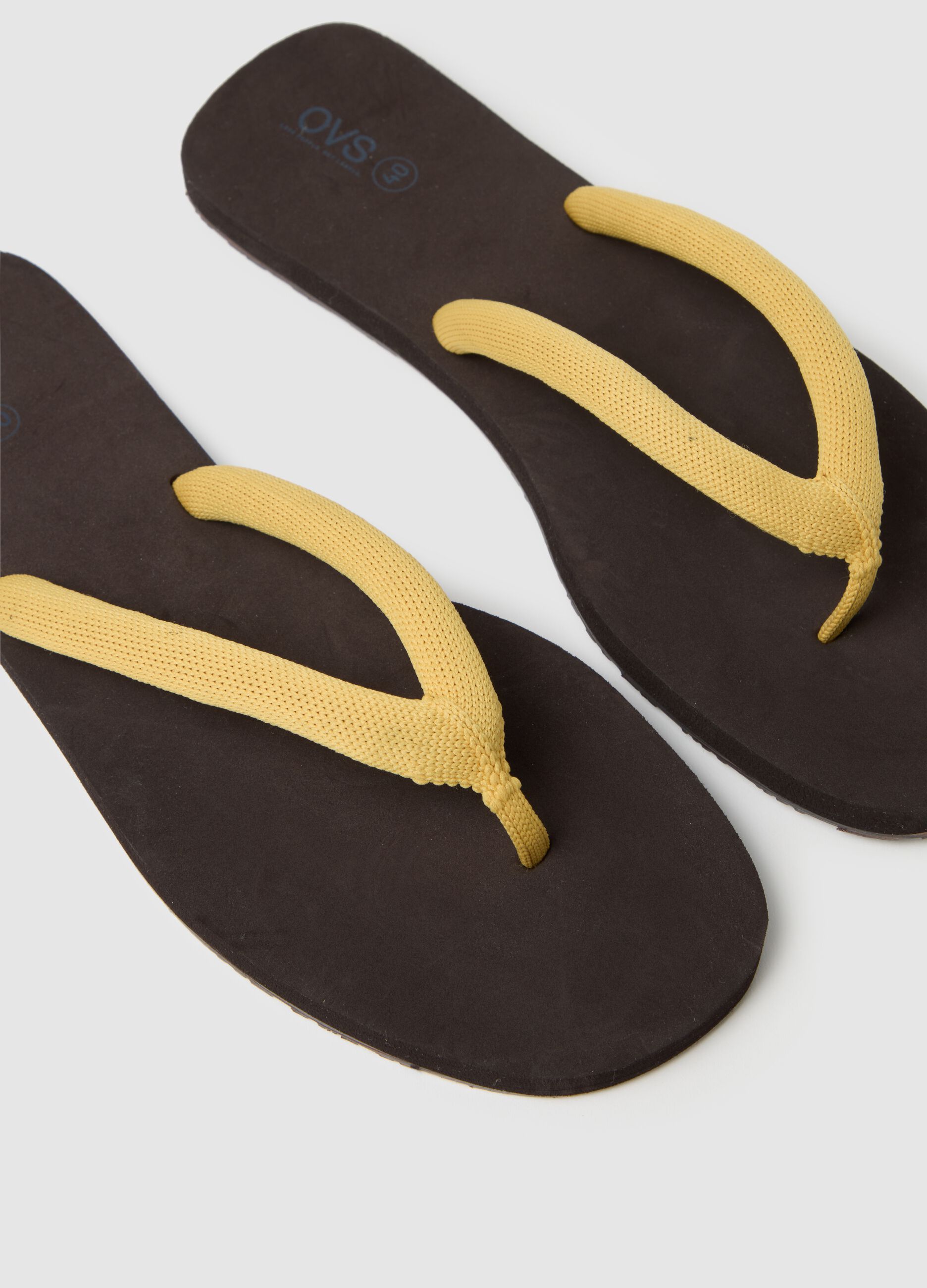 Women's multicolor flip-flops with non-slip sole