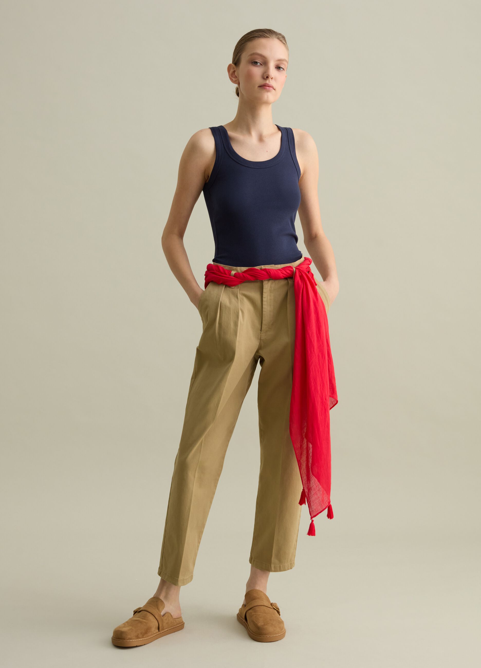 Scarf with tassels