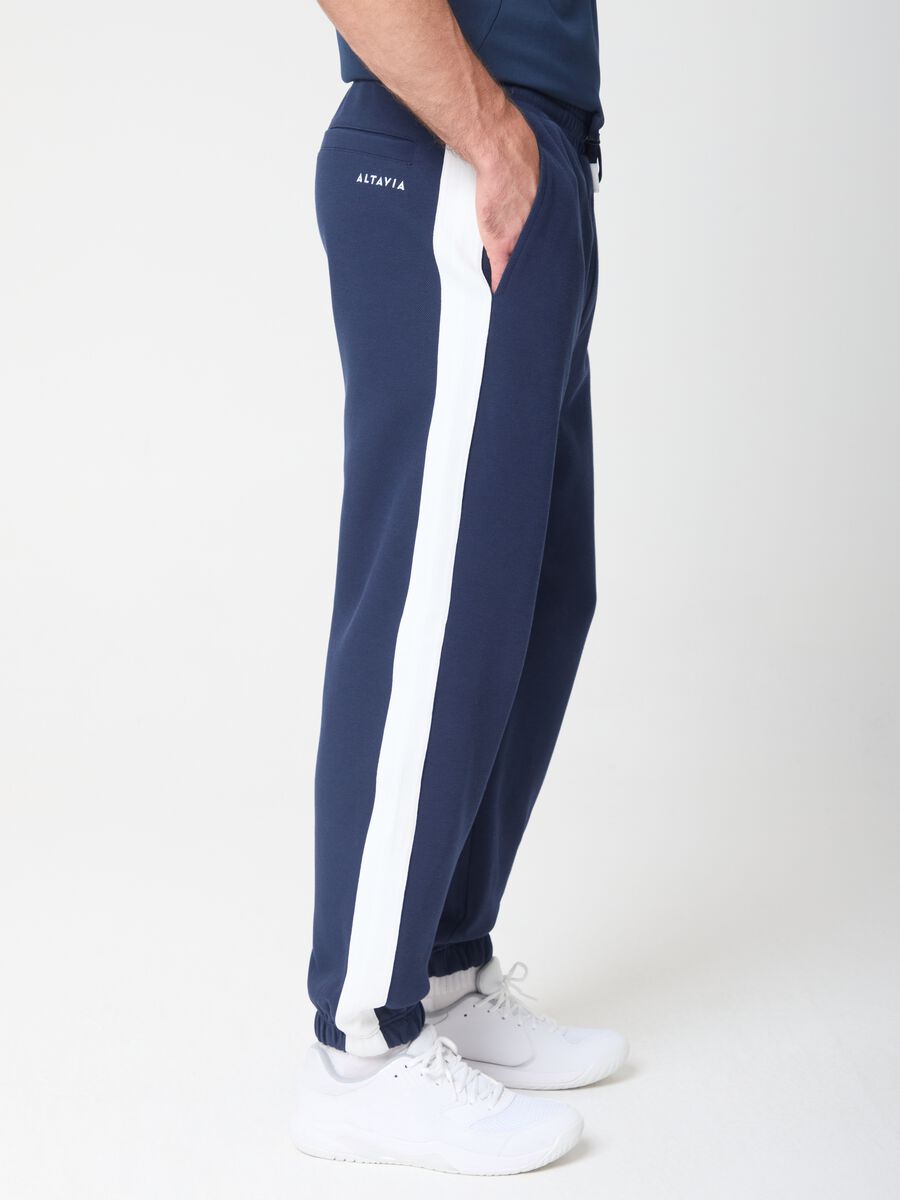 Jogger in tessuto elasticizzato con bande laterali ALTAVIA COURT_2