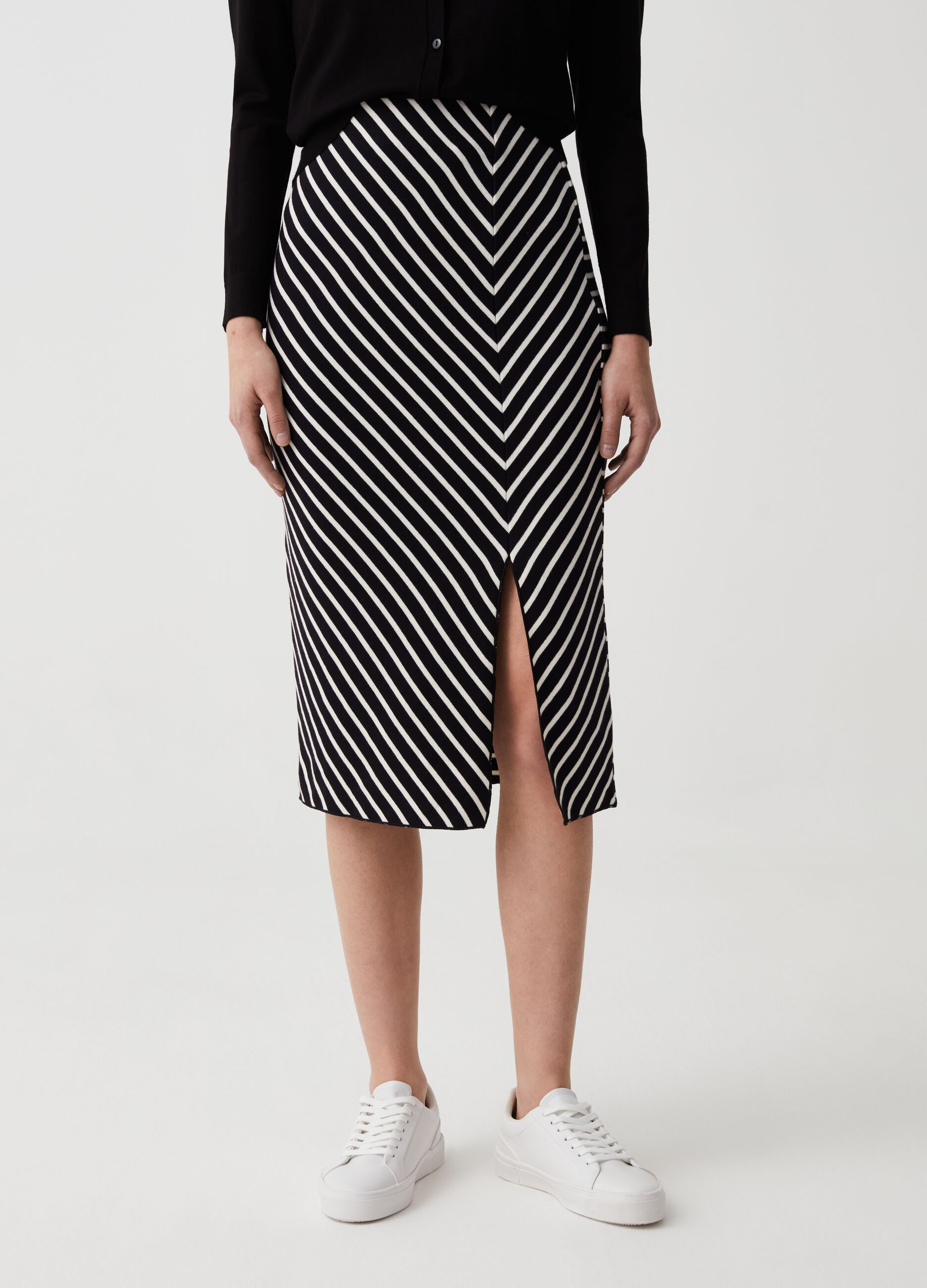Midi pencil skirt with diagonal stripes