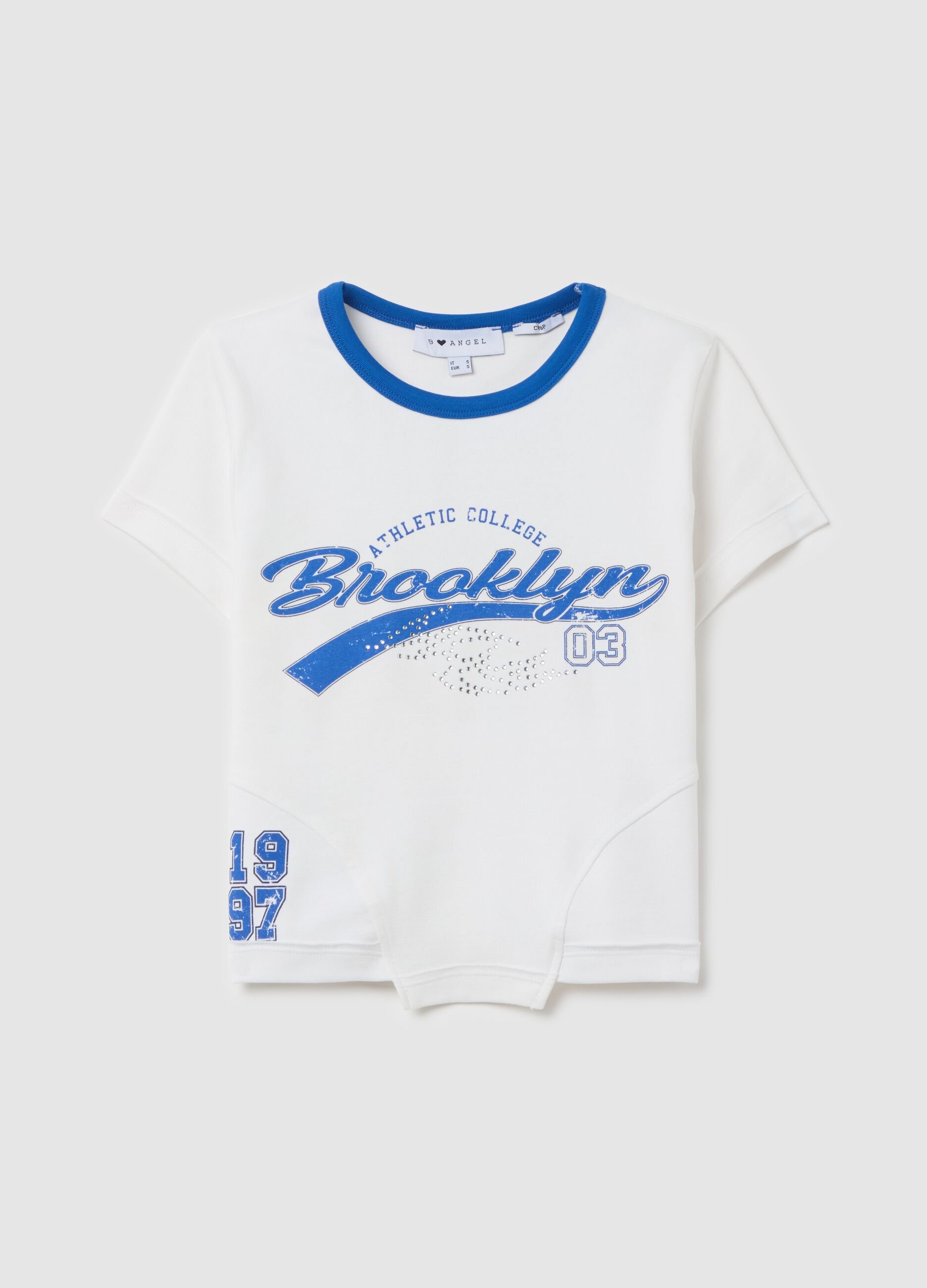 T-shirt with printed lettering