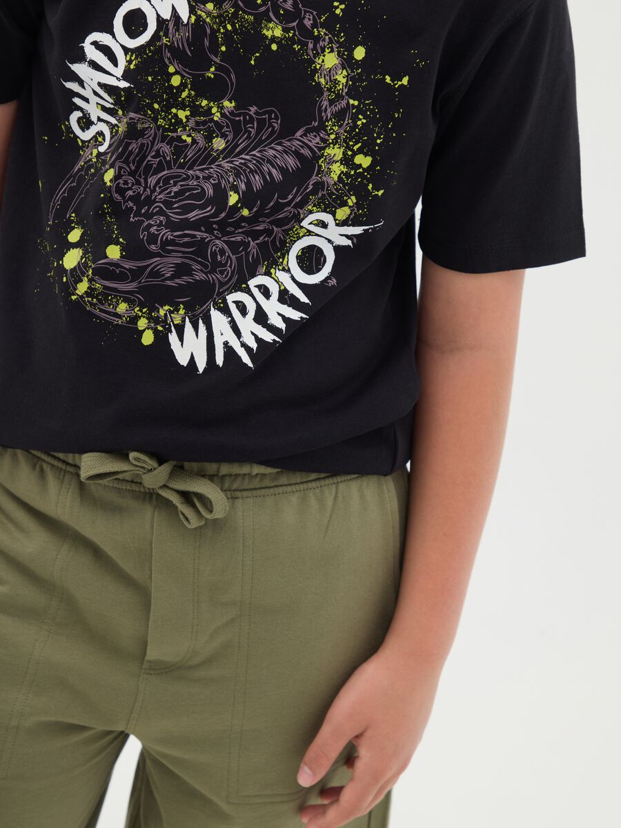 Set jogging da ragazzo in cotone nero e verde vestibilità rilassata_2
