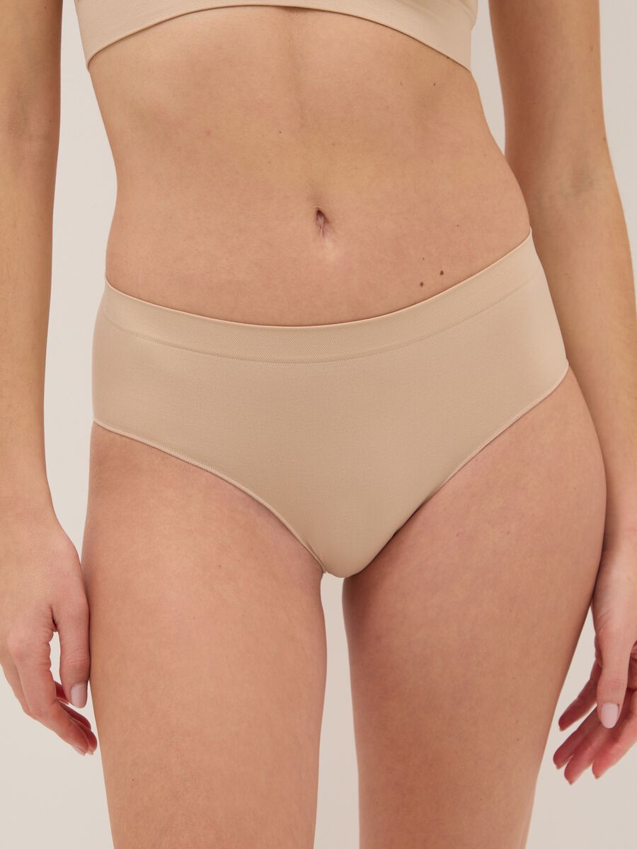 High-waisted beige briefs_1