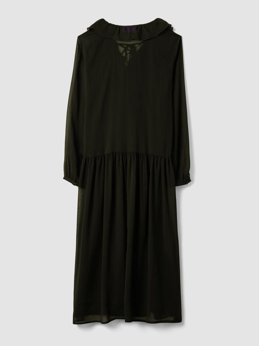Black dress with deep V-neck and ruffles_6