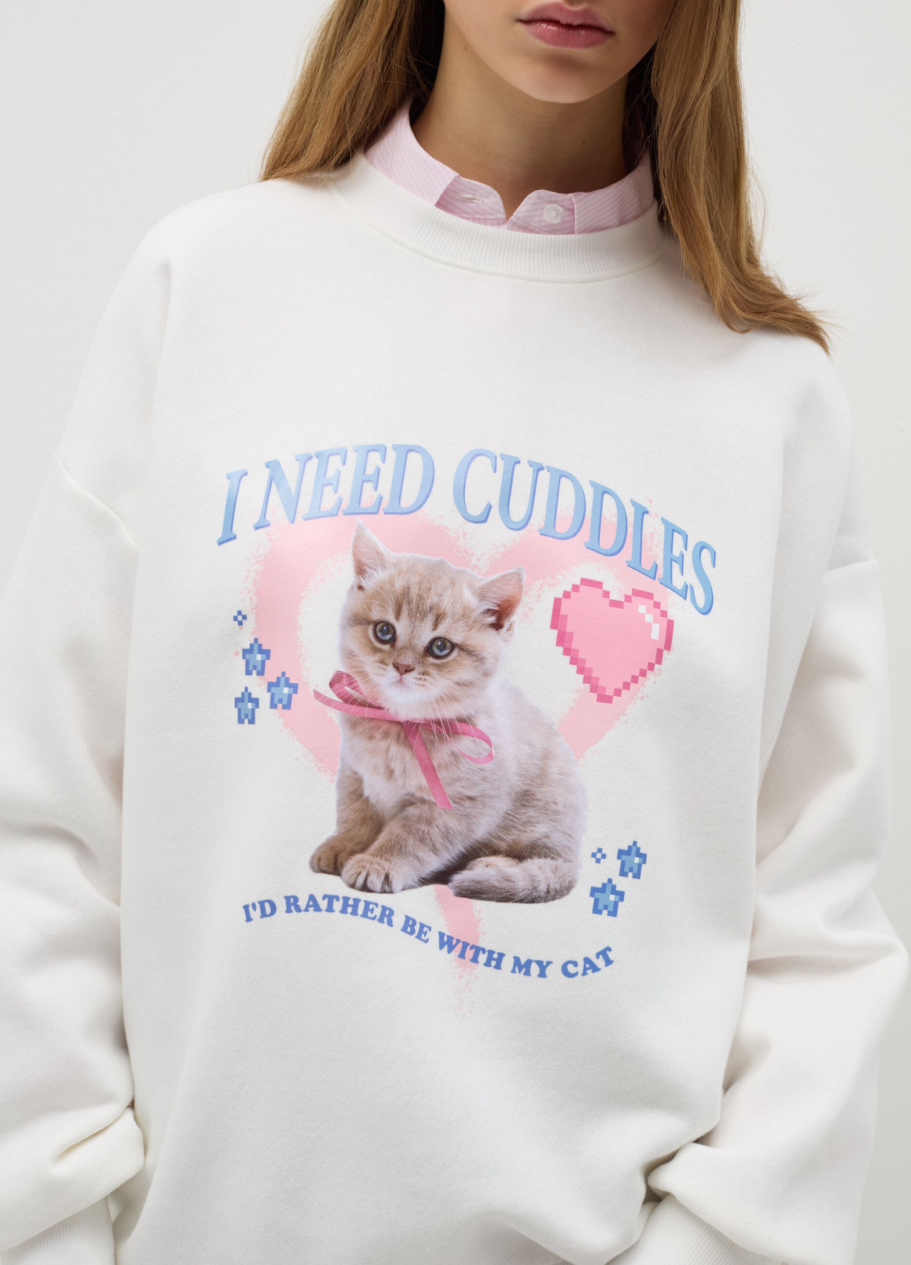 Round neck sweatshirt with print