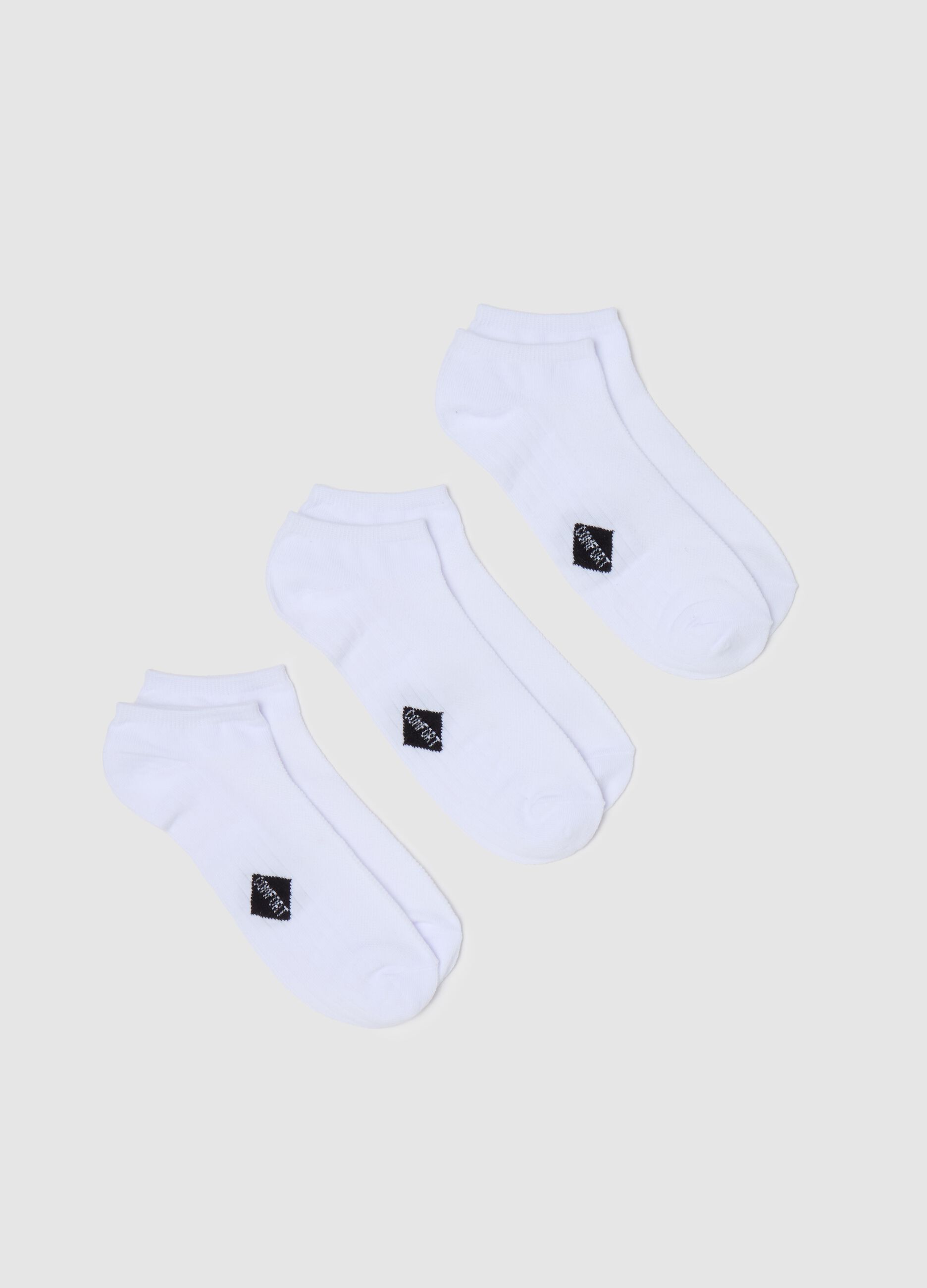 Three-pair pack stretch sneaker liners