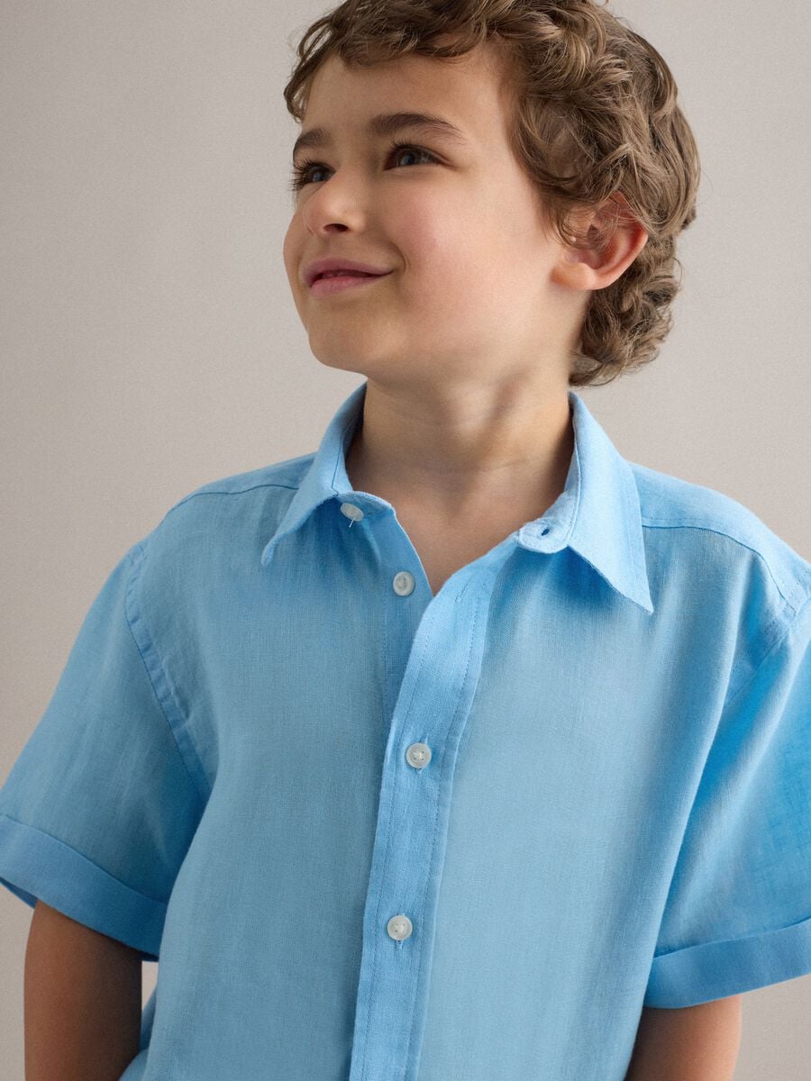 Camicia azzurra in puro lino per bambino over fit_0