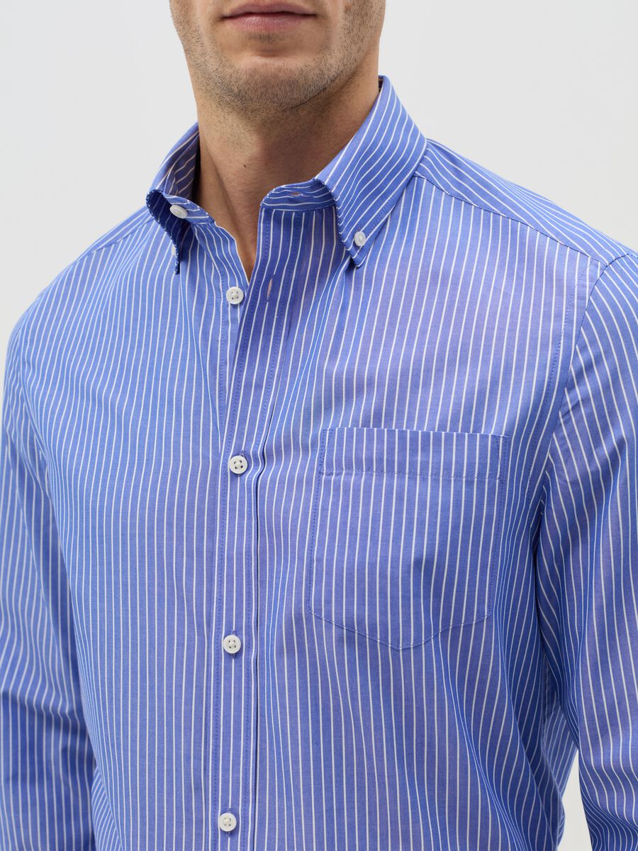 Regular-fit pinstriped easy-iron shirt_1