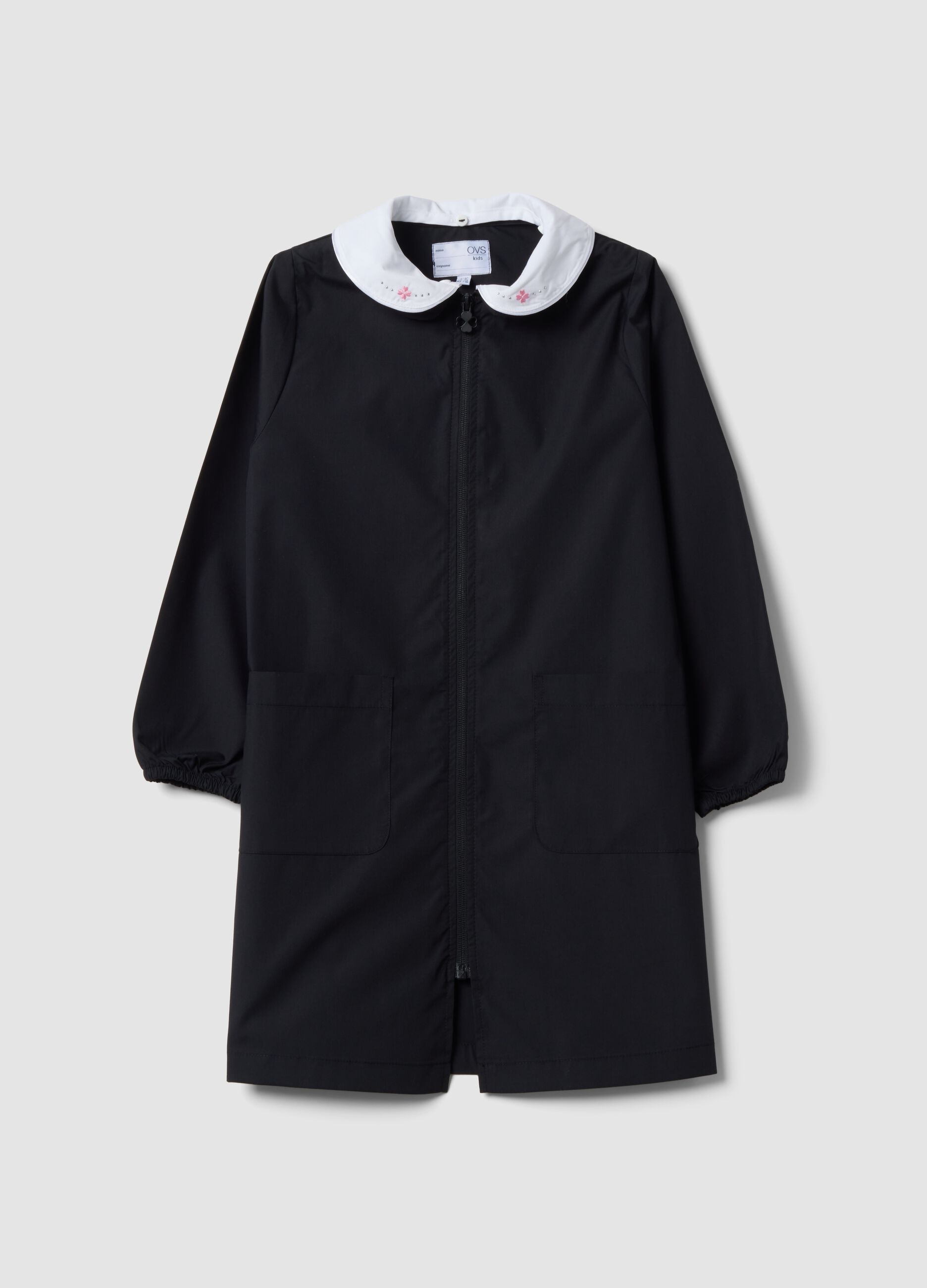 Black girls&rsquo; school apron with white collar and zip