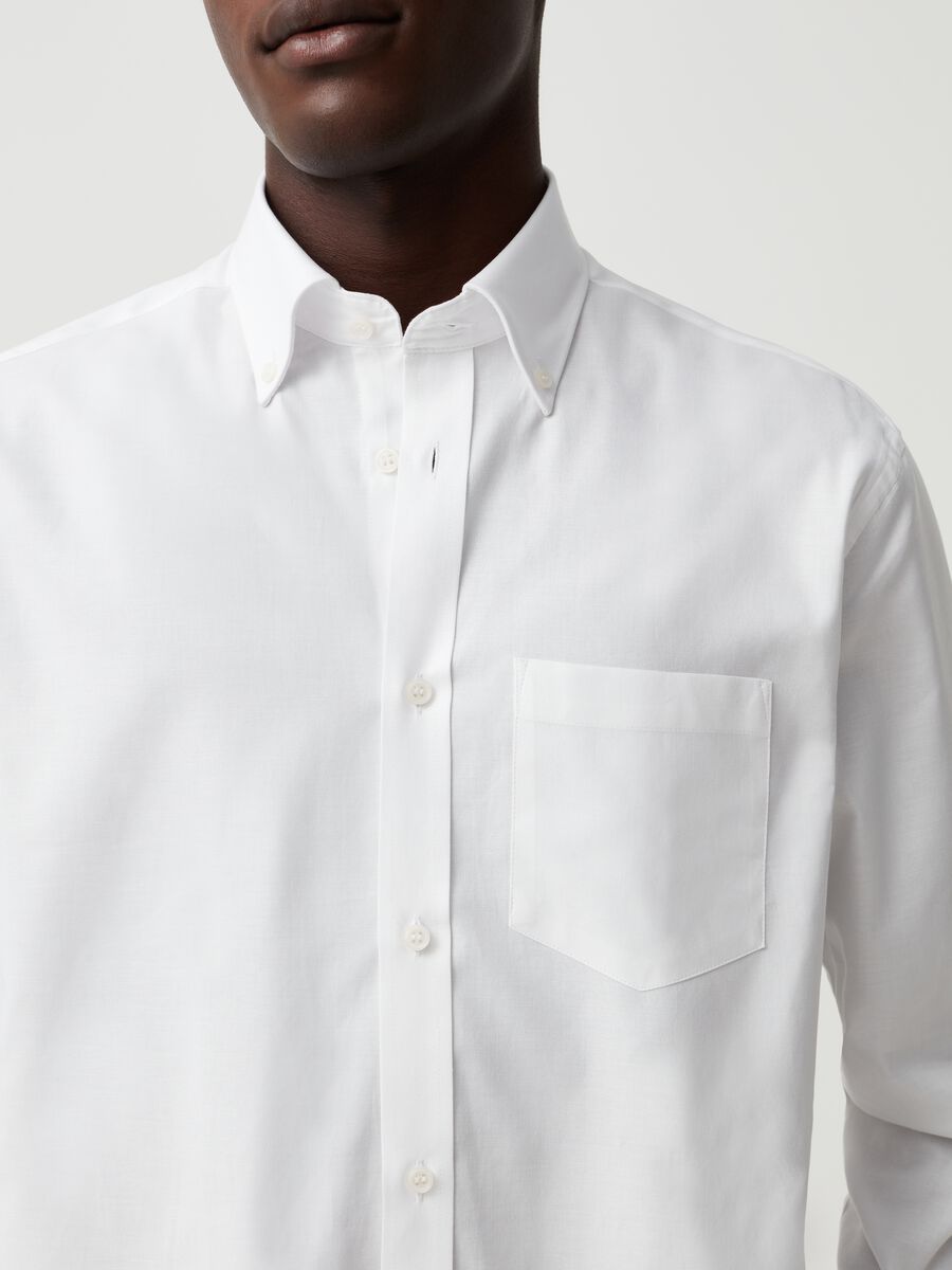 Regular-fit cotton shirt with small pocket_1