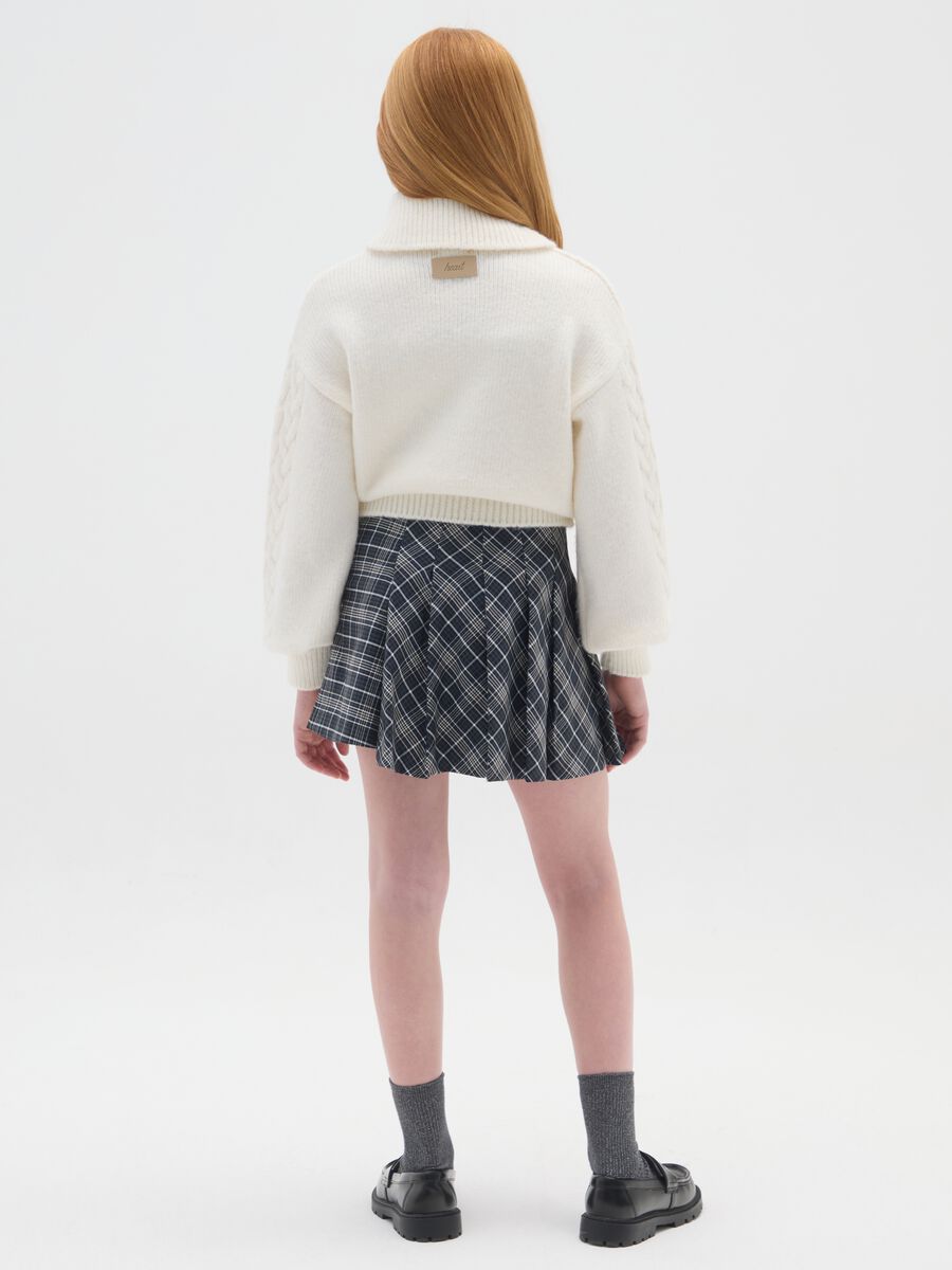 Grey checkered skirt for girls in regular fit jacquard_1