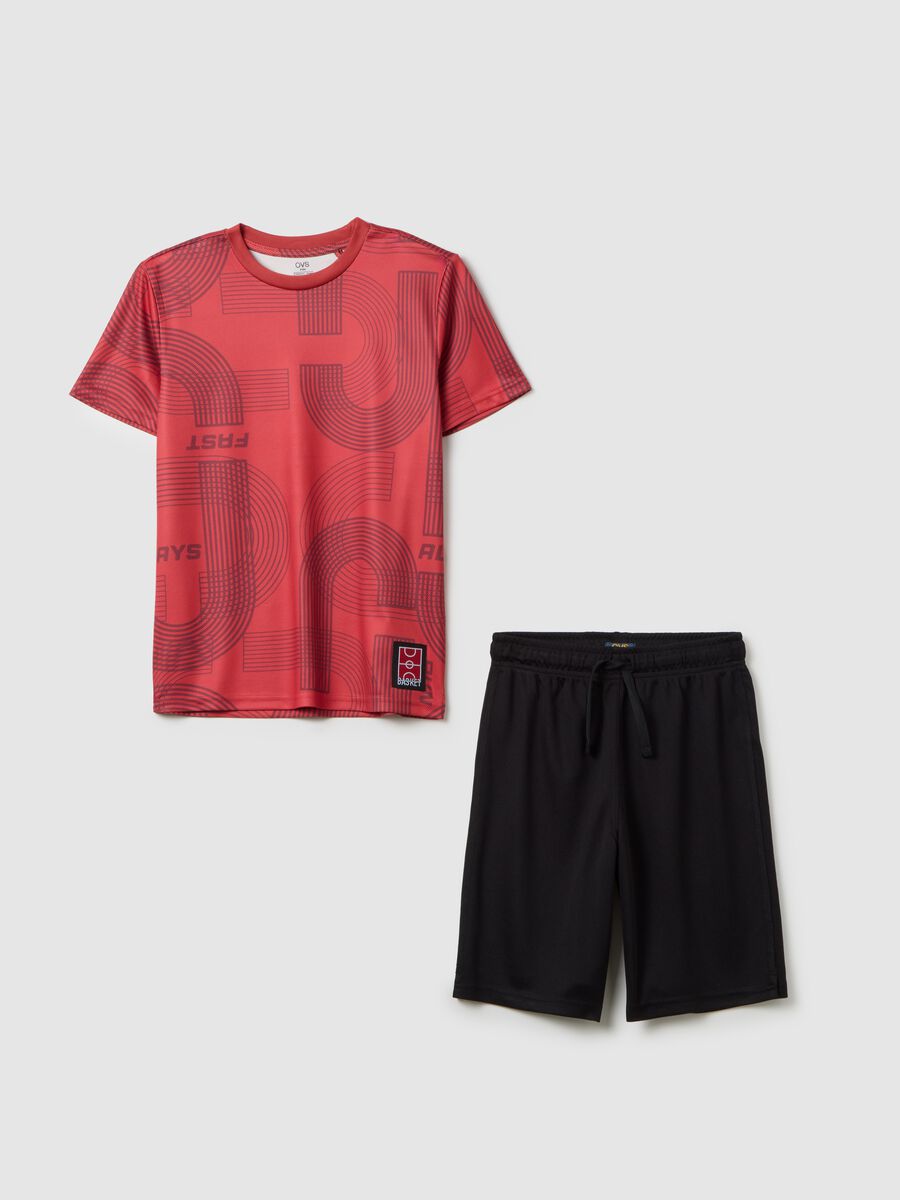 Completo sportivo da ragazzo in rosso regular fit_0
