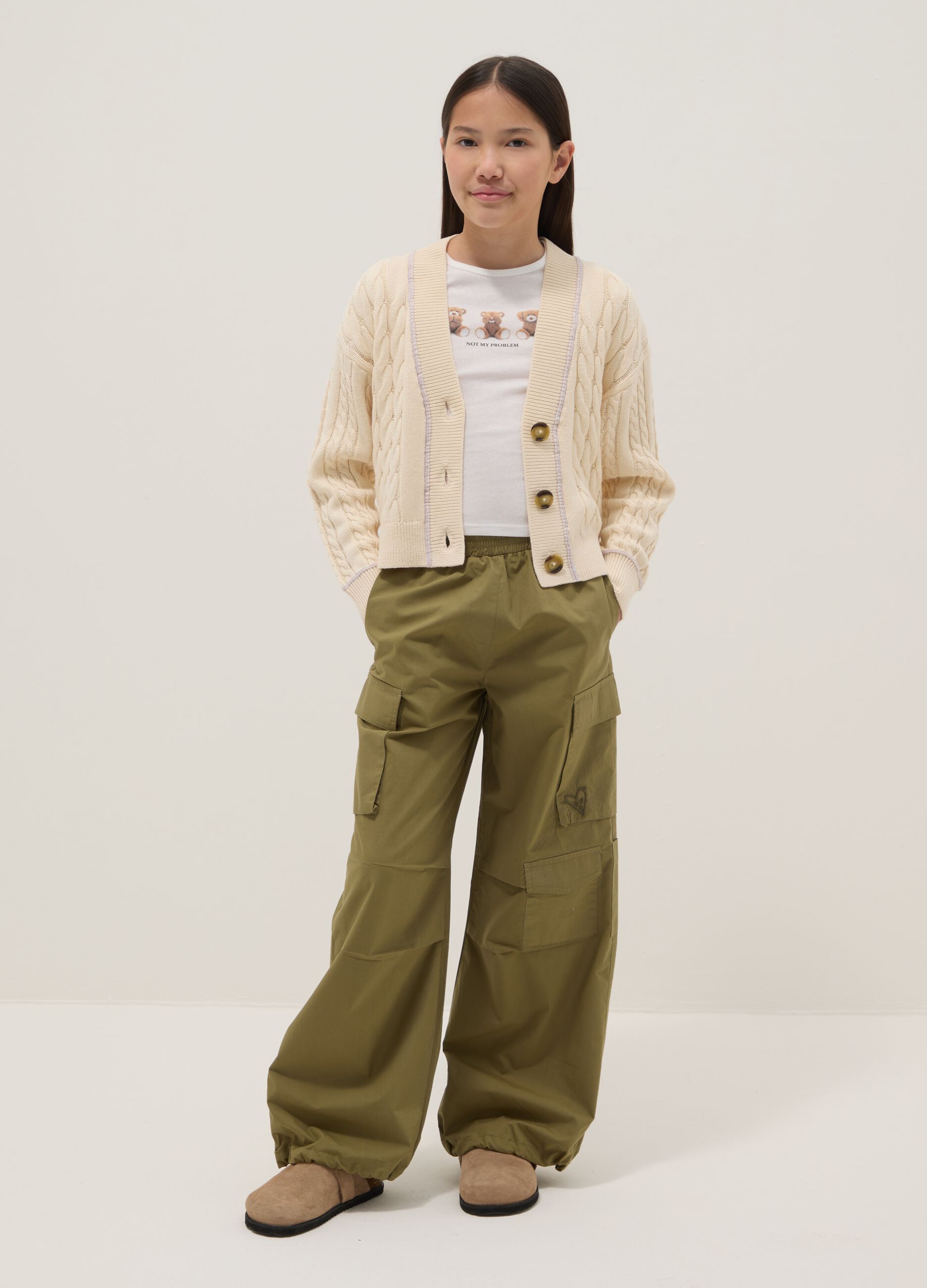 Girls' pure cotton green cargo trousers with parachute fit