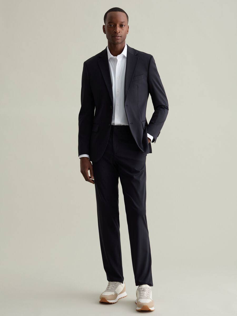 Chino trousers in technical fabric_0