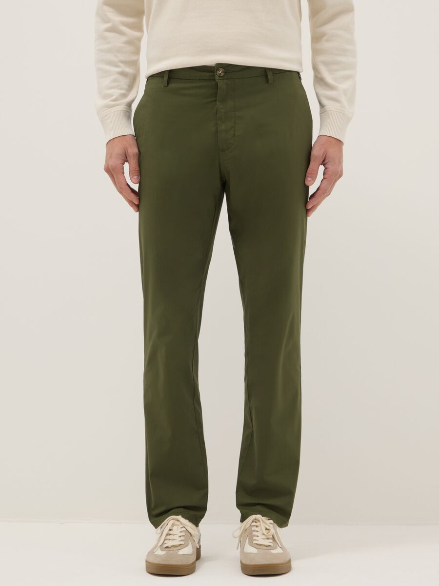 Regular fit green stretch cotton chino trousers_1