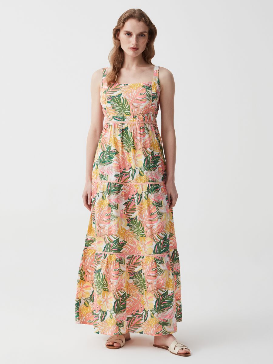 Long tiered dress with print and bow_0