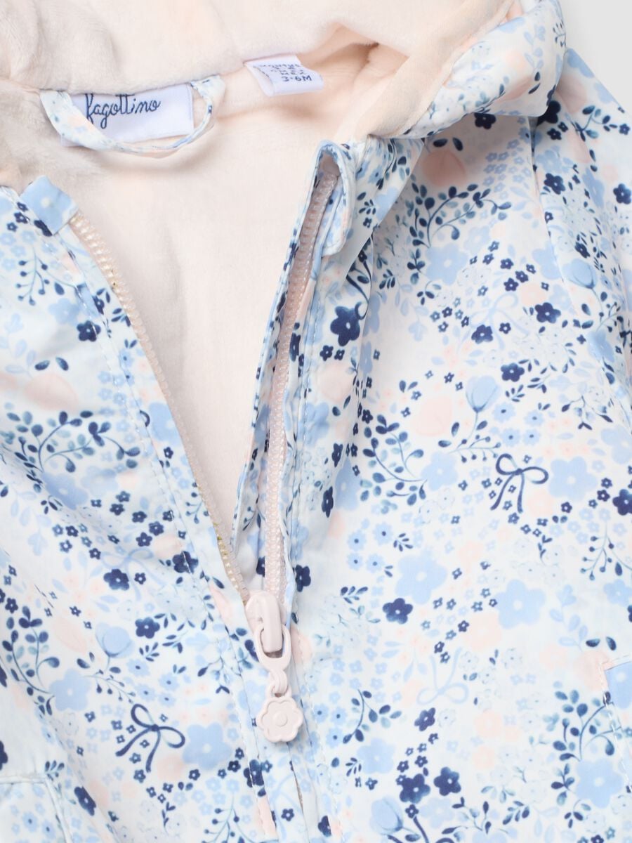 Giacca multicolor con cappuccio a fiori per neonata_3