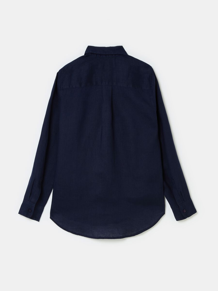 Relaxed-fit shirt in solid colour linen_4