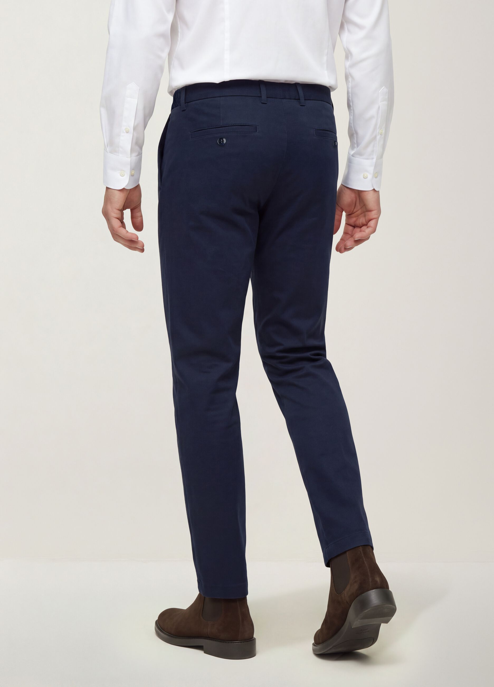 Blue slim-fit chino trousers in lyocell and stretch cotton