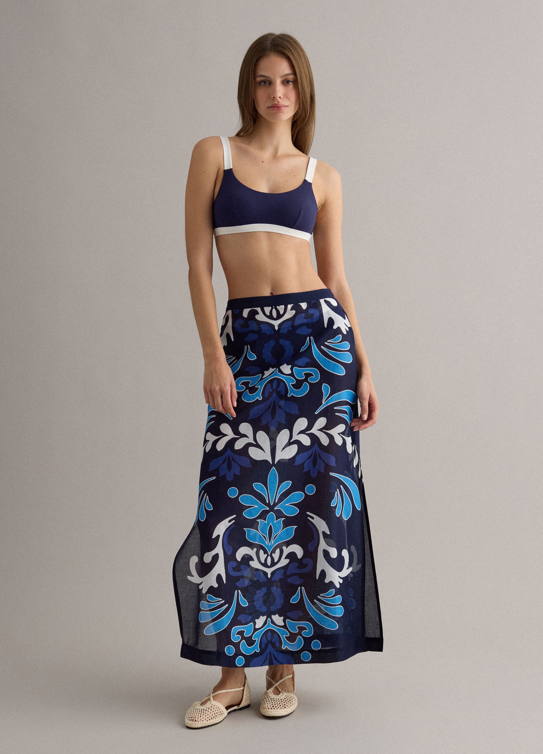 Blue pure cotton sarong with decorative print