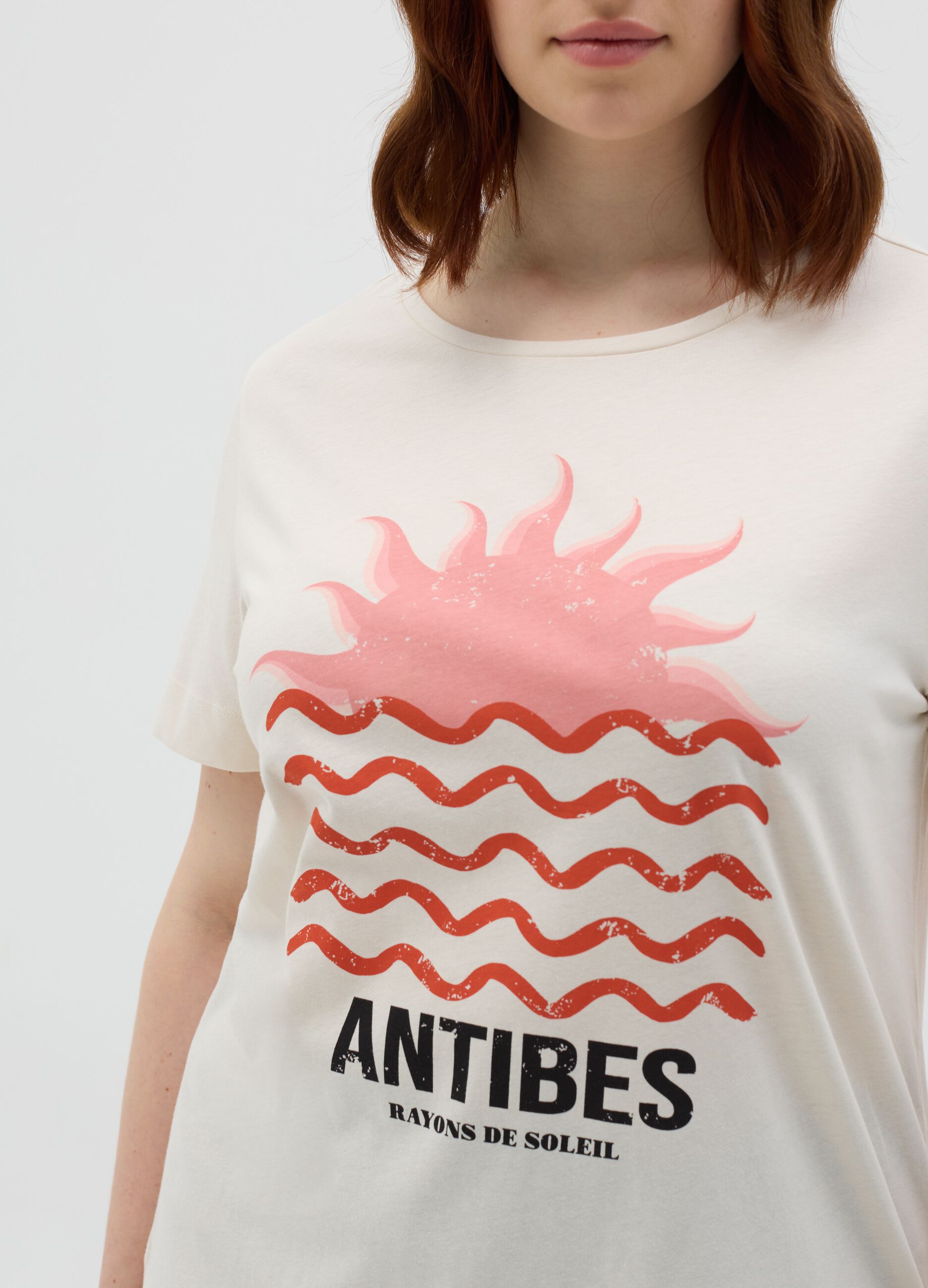 White cropped T-shirt with Antibes print
