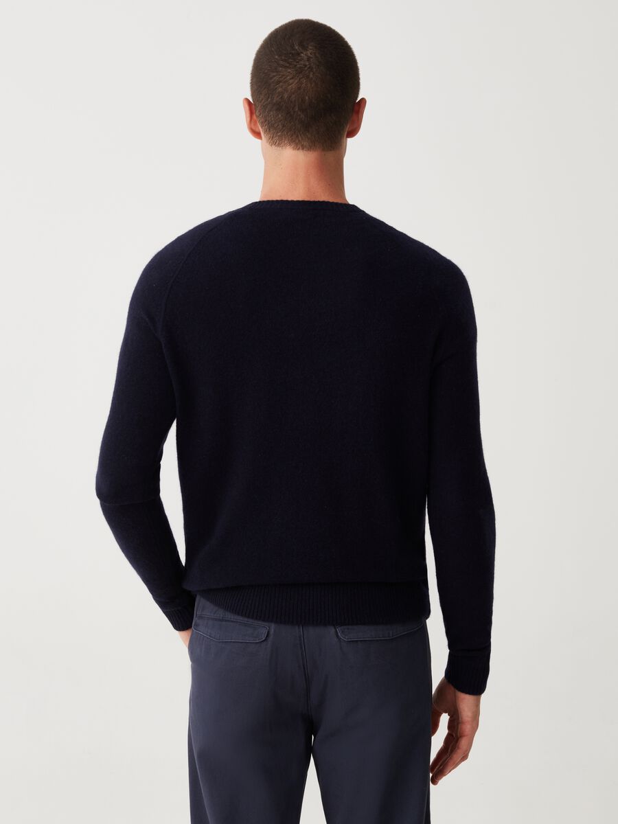 Pullover in cashmere con maniche raglan_2
