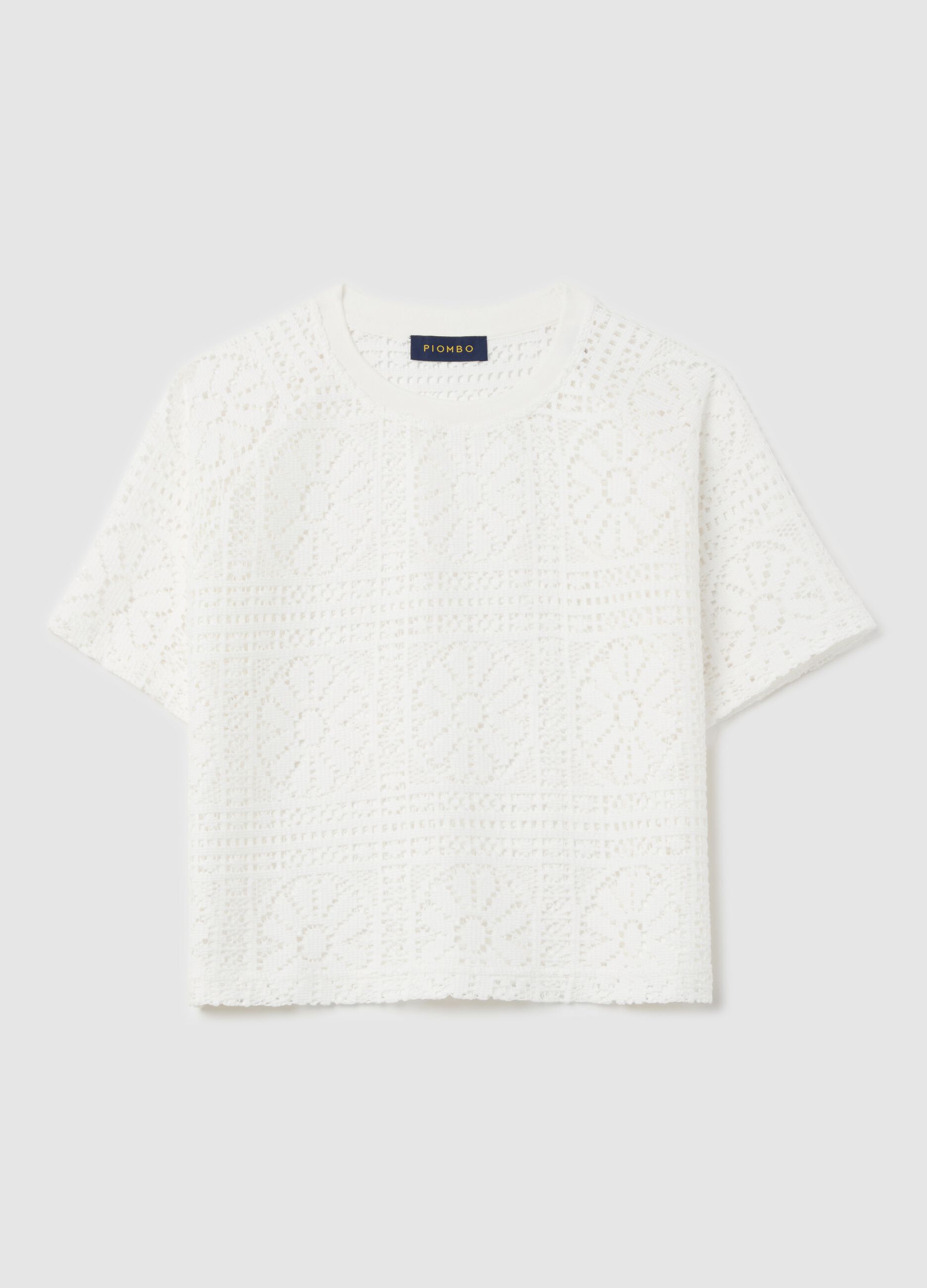 White short-sleeved T-shirt in lace