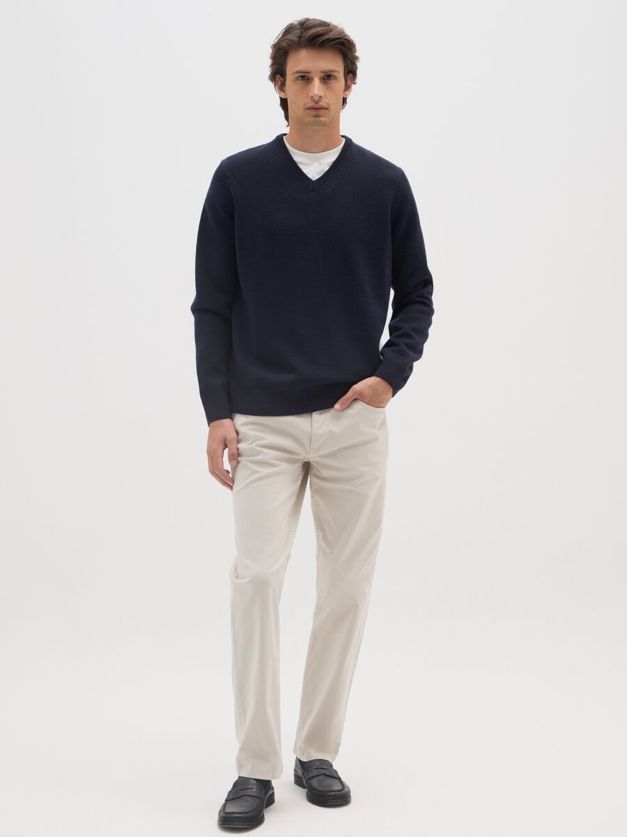 Blue V-neck Sweater_1