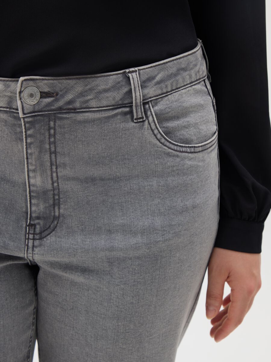 Grey Denim Bootcut Jeans_2