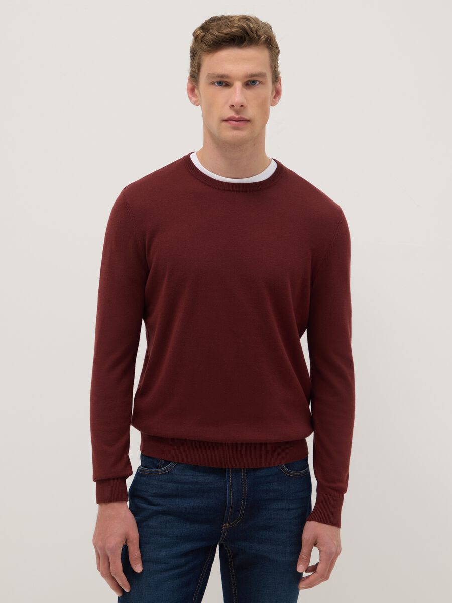 Brown crew-neck pullover in regular fit cotton blend_0