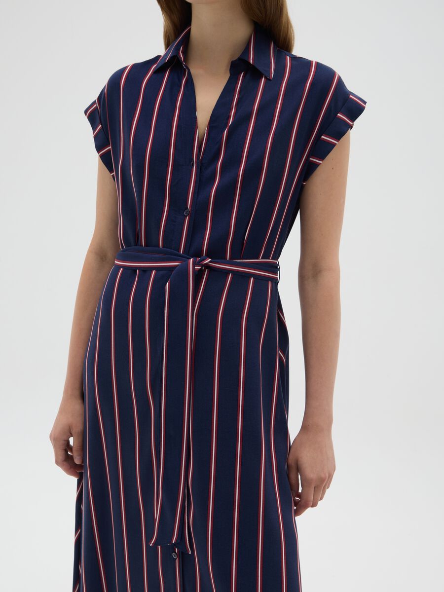 Long Blue and Red Striped Shirt Dress_3