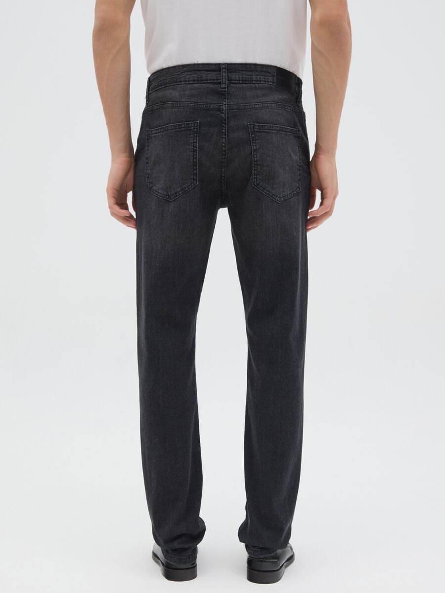 Men's black slim fit denim jeans_3