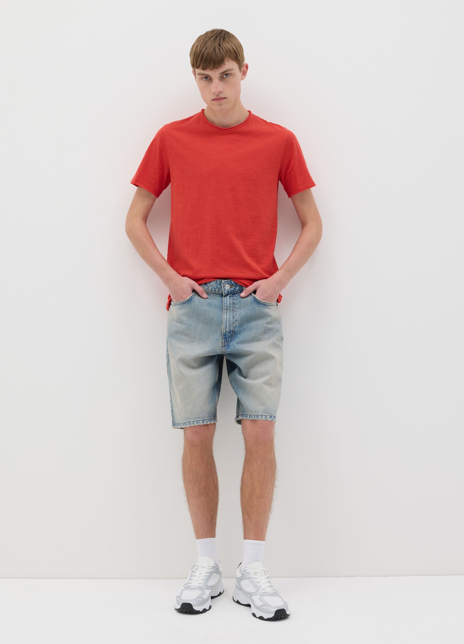 Cotton T-shirt with round neck