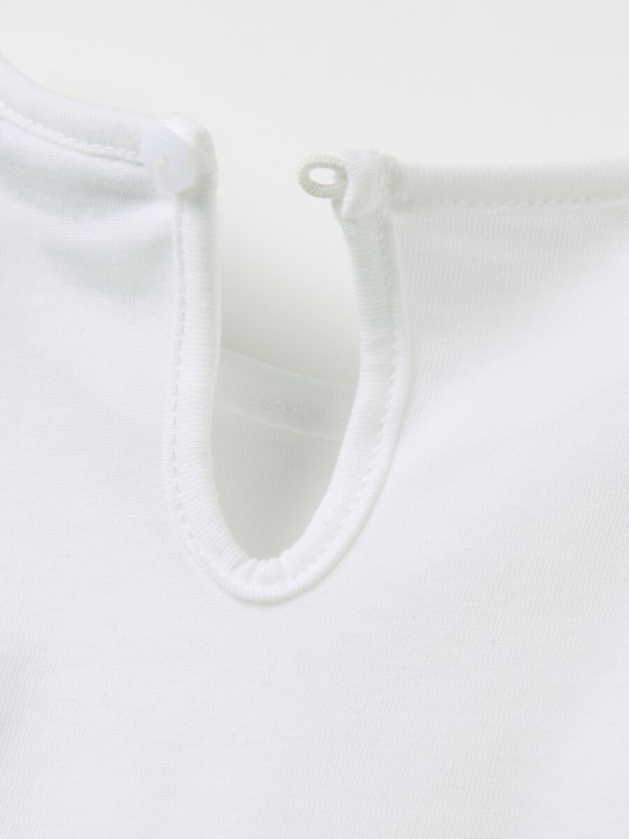 Cotton T-shirt with print and long sleeves_3
