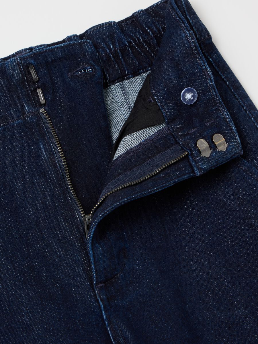 Jeans a gamba larga_5