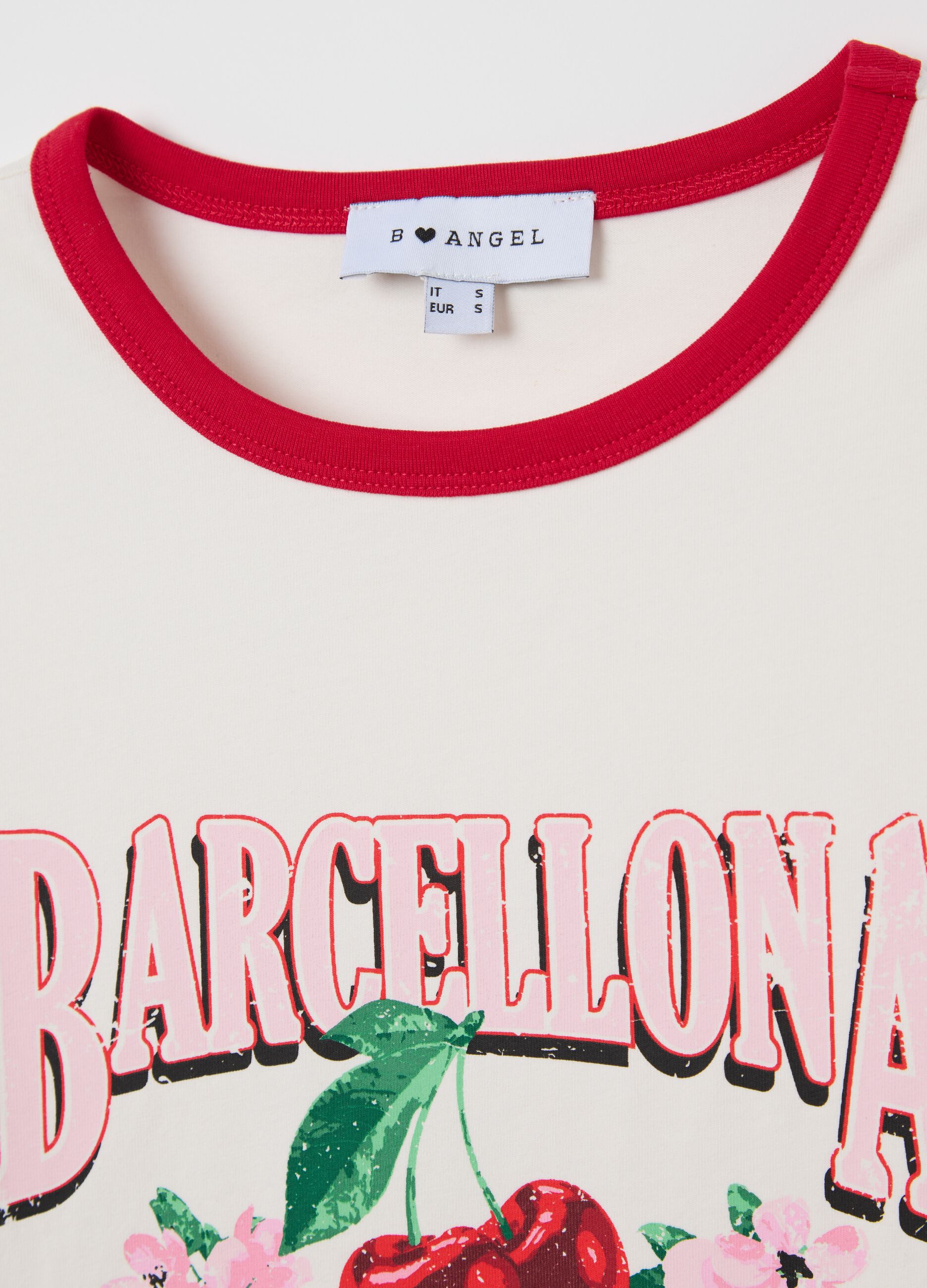 T-shirt with contrasting edging and print