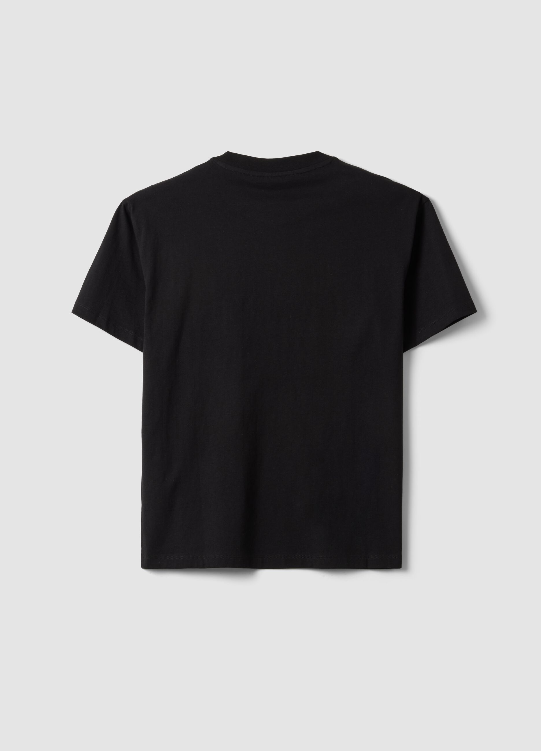 Black pure cotton T-shirt with front print, regular fit