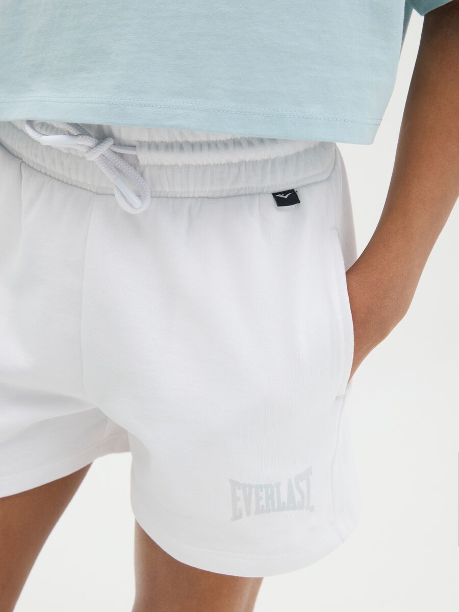 Girls' pure cotton white regular fit shorts with back pockets_1