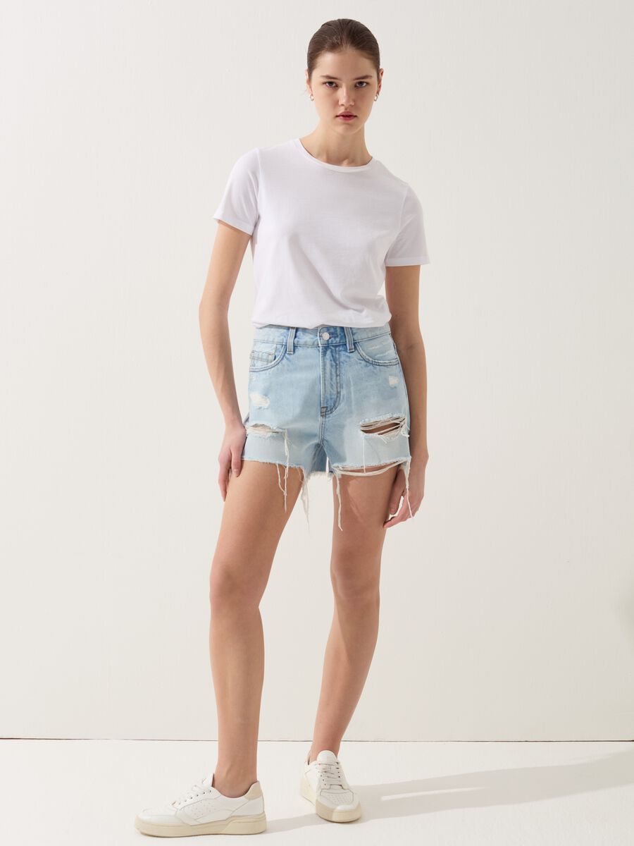 Denim shorts with rips and high waist_1
