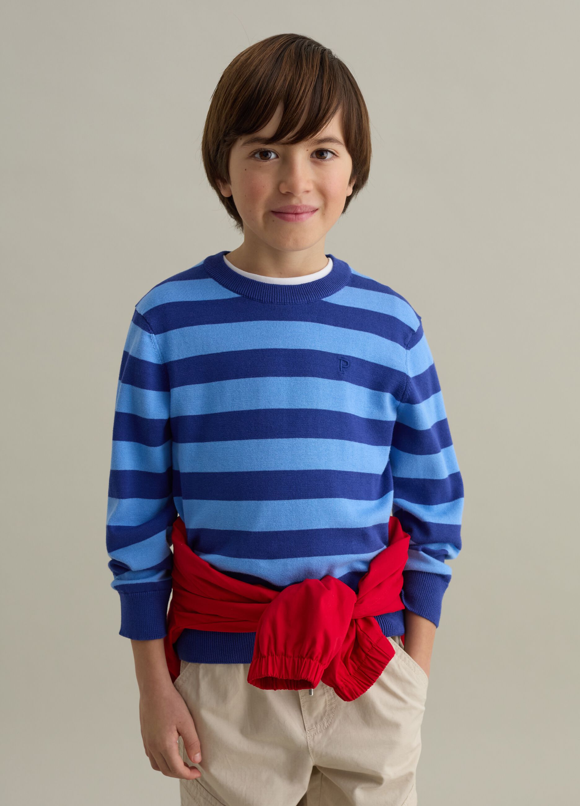 Pullover in cotone a righe con ricamo logo 