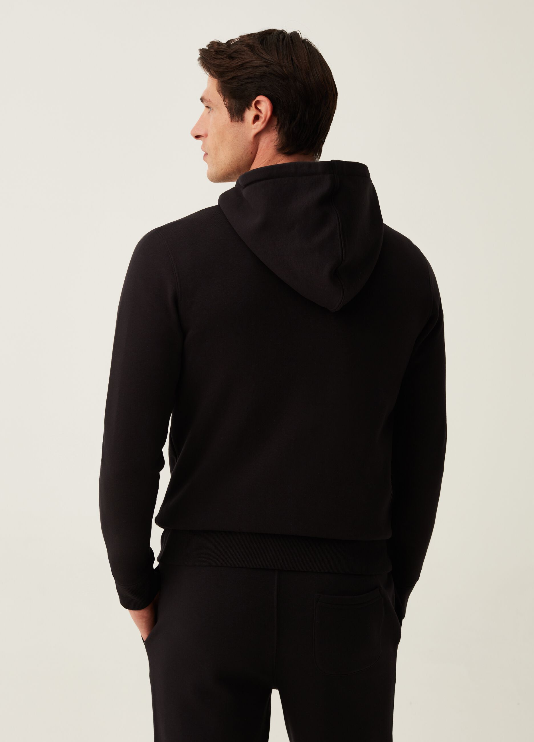 Full-zip in felpa con cappuccio_2