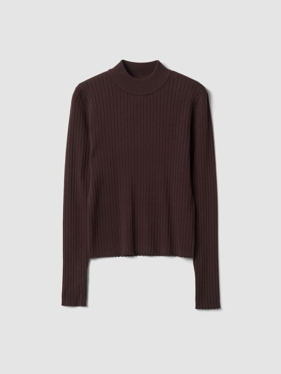 Maglia marrone in misto viscosa a coste con collo rialzato_4