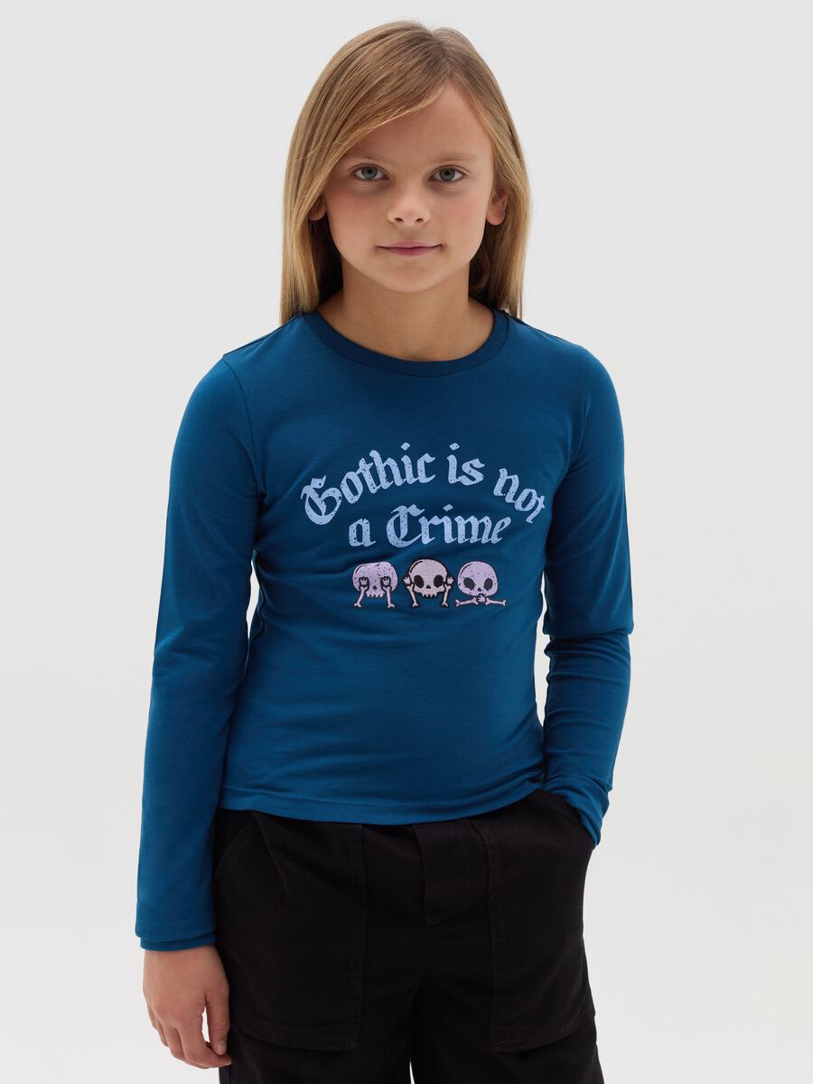 Long-sleeved T-shirt with gothic print_0