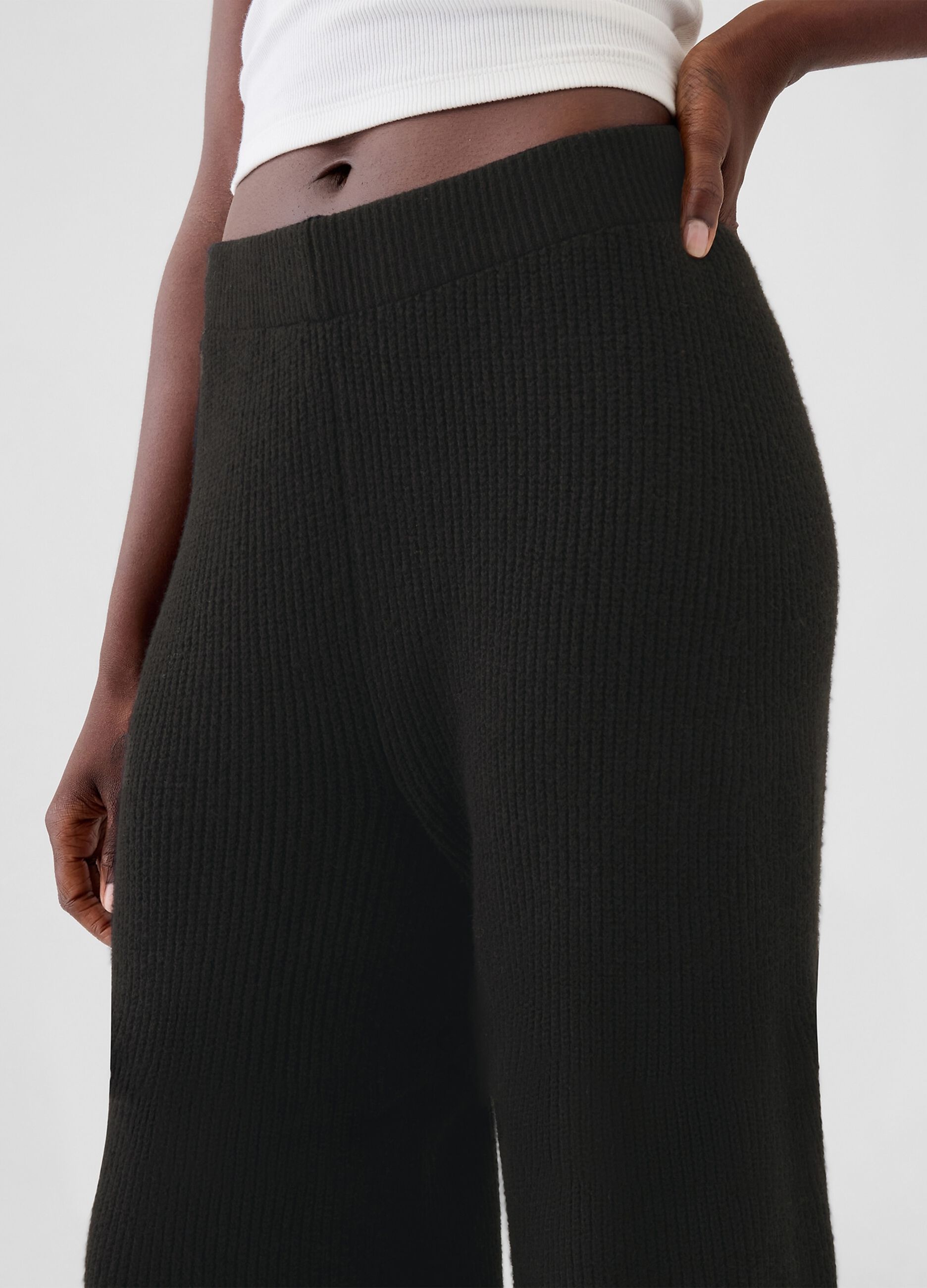 Ribbed wide-leg trousers