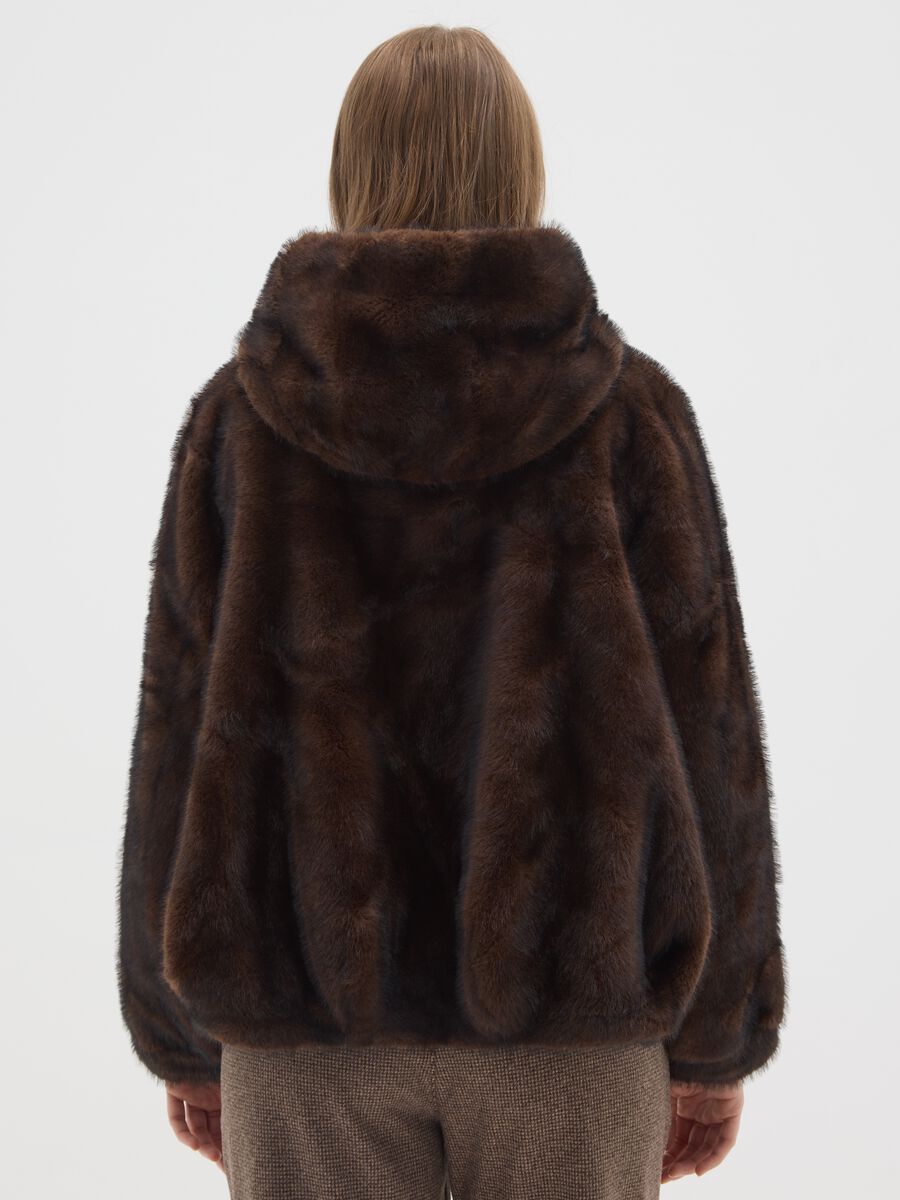 Cappotto morbido marrone con cappuccio regular fit_2