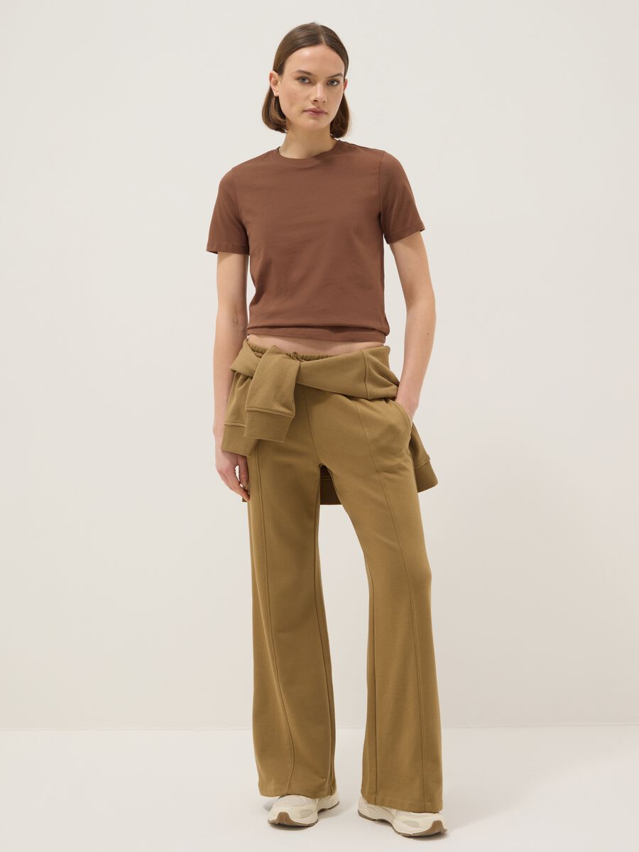 T-shirt girocollo in puro cotone marrone regular fit_1