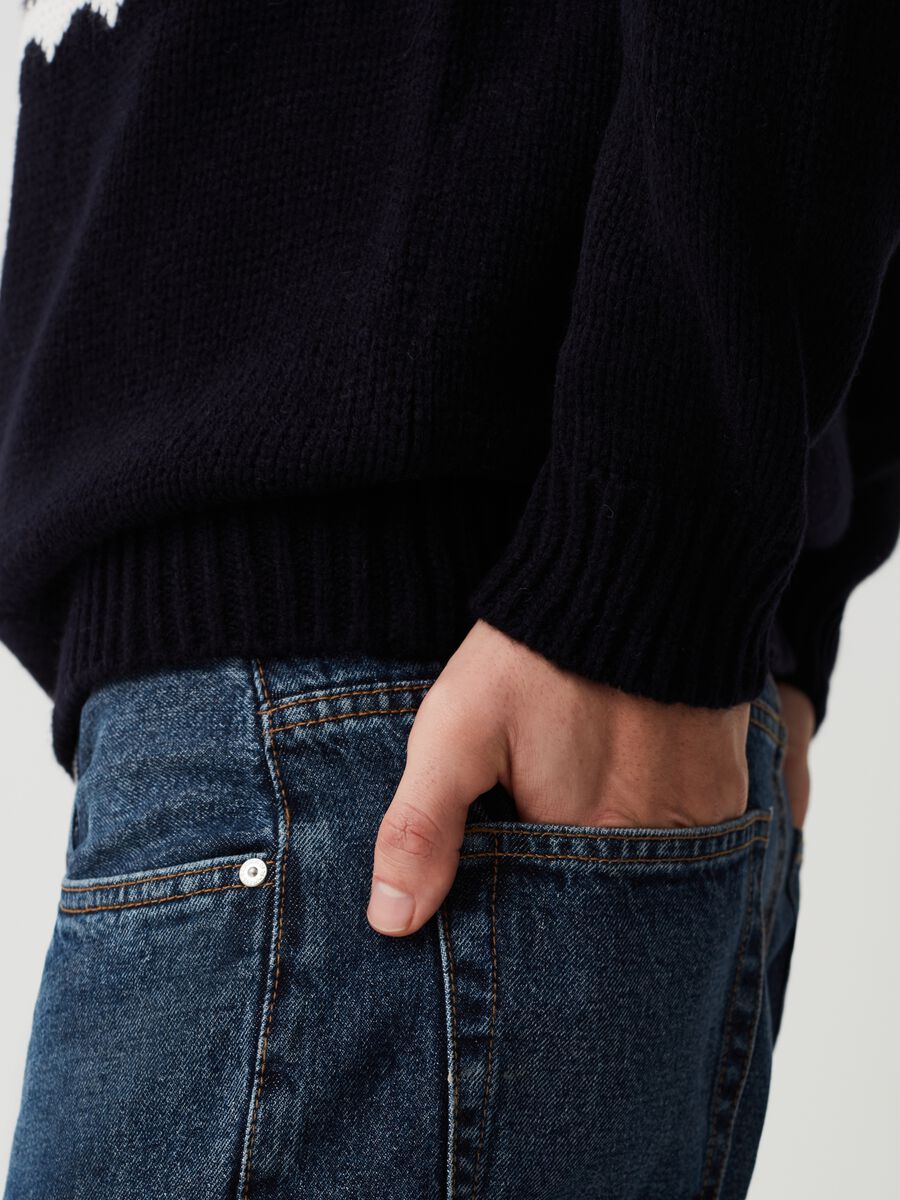 Pullover a collo alto con motivo ikat jacquard_3